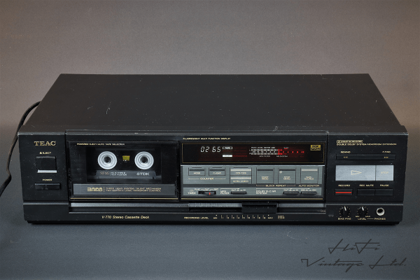 TEAC V-770 Stereo Cassette Recorder