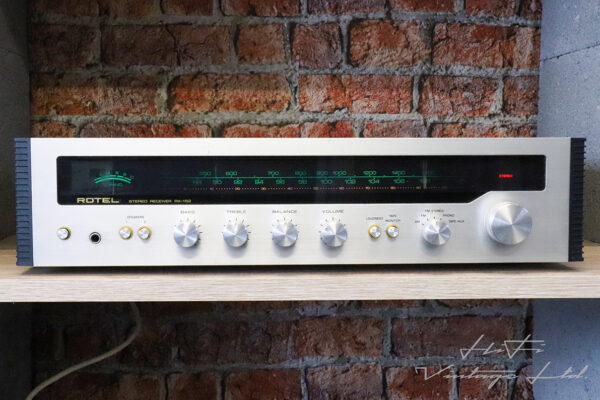 ROTEL RX-152 AM/FM Stereo Receiver
