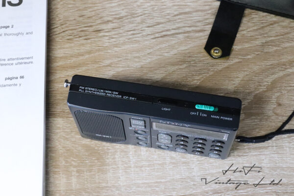 SONY ICF-SW1S Miniature Short-wave Receiver