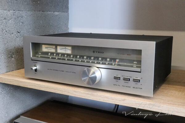 TRIO KT-313L AM/FM Stereo Tuner