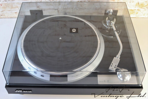 JVC QL-A7 Turntable