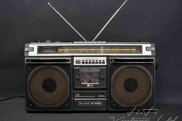 SHARP GF-8585 Boombox
