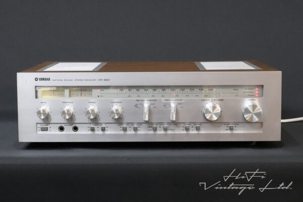 YAMAHA CR-820 Stereo Receiver