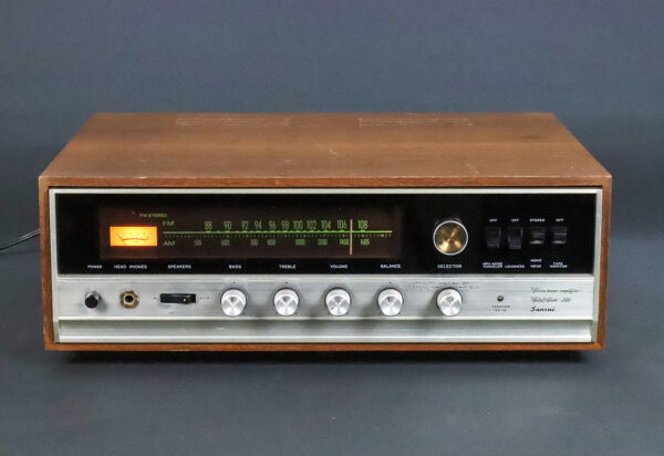 SANSUI Solid State 350 Amplifier