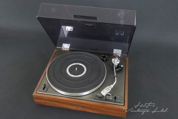 Pioneer PL-120 Belt-Drive Turntable