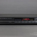 Yamaha TX-300 AM/FM Tuner