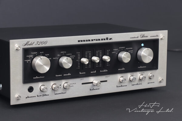 Marantz Model 3200 Stereo Control Console Preamplifier
