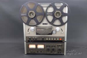 Teac A-6700DX Reel to Reel Tape Recorder