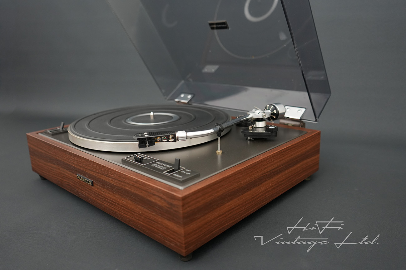 Pioneer PL-12D Turntable