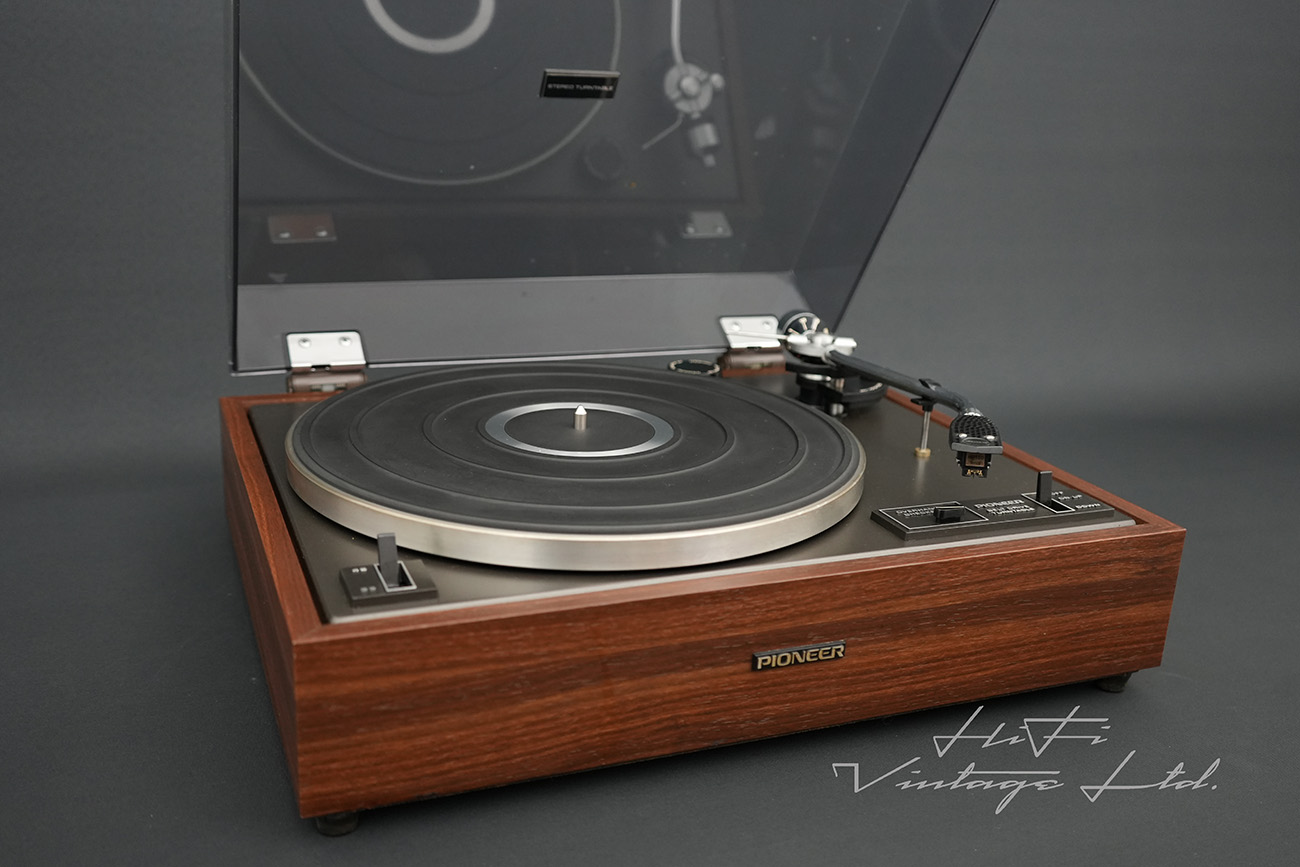 Pioneer PL-12D Turntable