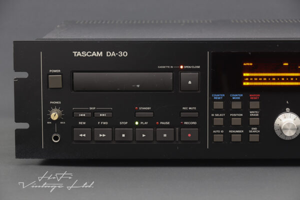 Tascam DA-30 Professional DAT Recorder