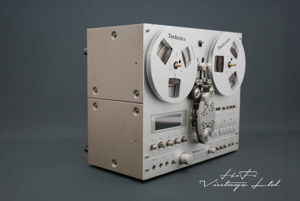 Technics RS-777 Reel to Reel tape recorder.