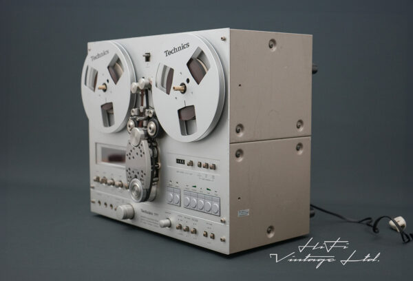 Technics RS-777 Reel to Reel tape recorder.