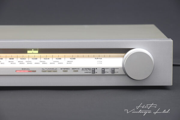 Akai AT-K02L AM/FM Stereo Tuner