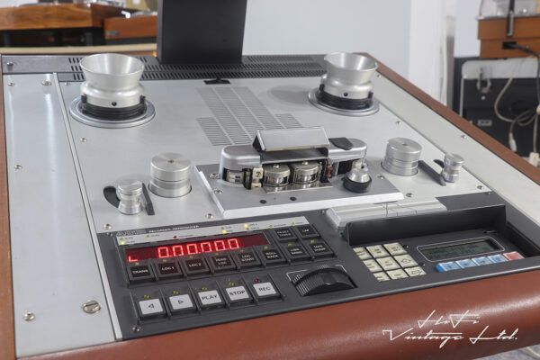 Studer A812 Reel to Reel Tape Machine