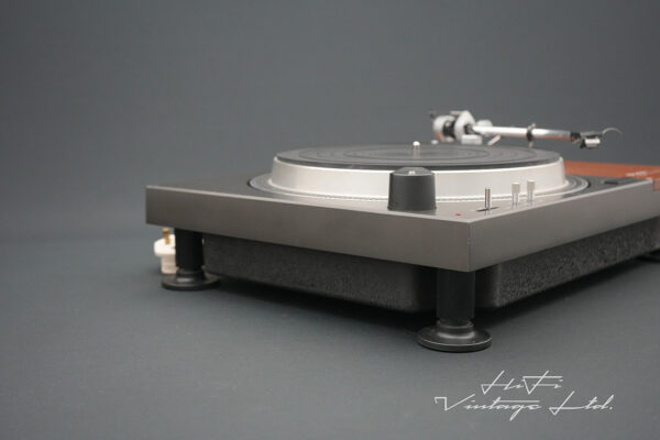 Technics SL-110 Direct-Drive Turntable with SME 3008 tone arm.