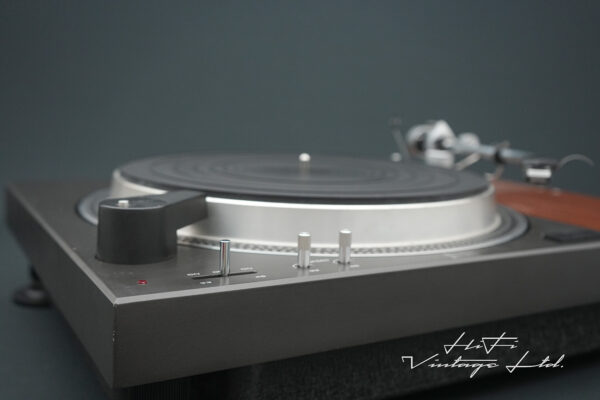 Technics SL-110 Direct-Drive Turntable with SME 3008 tone arm.