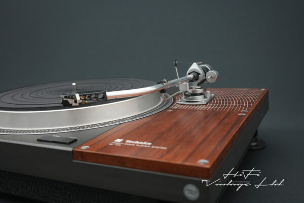 Technics SL-110 Direct-Drive Turntable with SME 3008 tone arm.