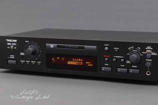 Tascam MD-301 MiniDisc Recorder