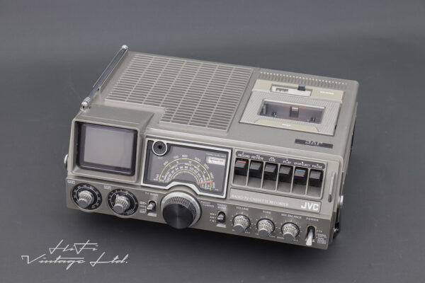 JVC 3070CQ UHF Radio-TV-Cassette Recorder