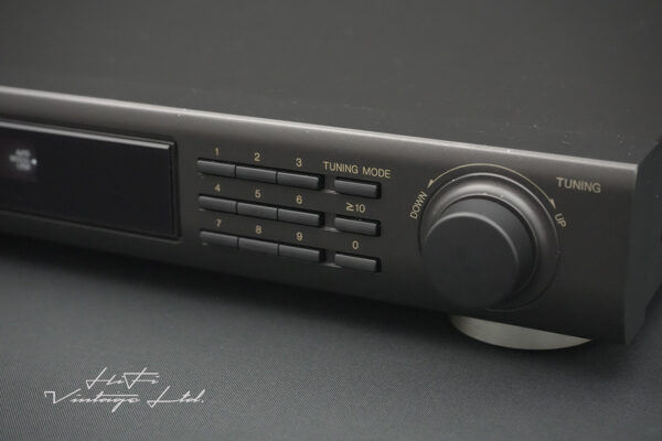 Technics ST-GT350 Stereo Synthesizer Tuner. 