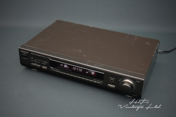 Technics ST-GT550 Stereo Synthesizer Tuner