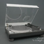 Technics SL-1210 MK2 2-Speed Direct-Drive Turntable