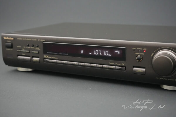 Technics ST-GT650 Stereo Synthesizer Tuner.