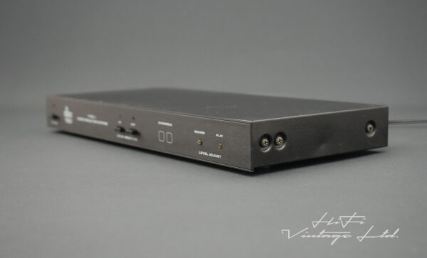 dbx 150 Type I Noise Reduction System.