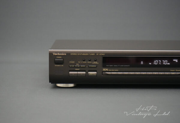 Technics ST-GT650 Stereo Synthesizer Tuner