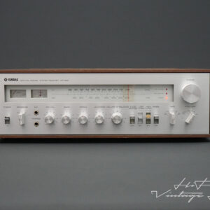 Yamaha CR-800 AM/FM Stereo Receiver.