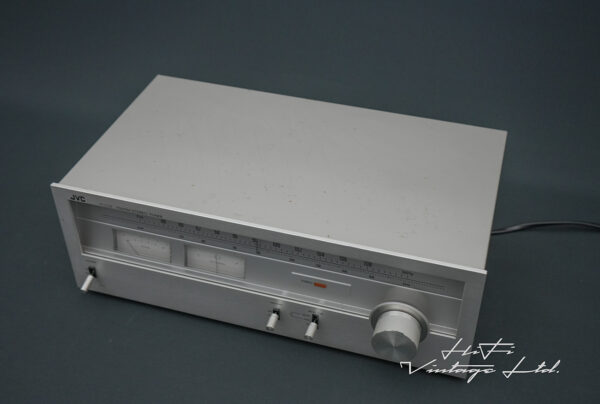 JVC JT-V22 Stereo AM/FM tuner. 