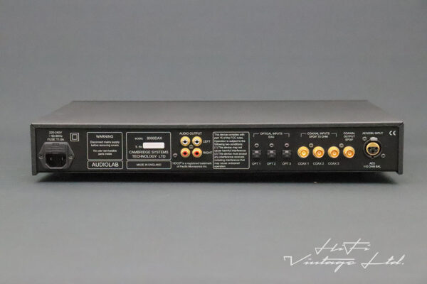 audiolab 8000DAX digital-to-analog converter (DAC).