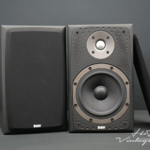 B&W DM303 bookshelf speakers