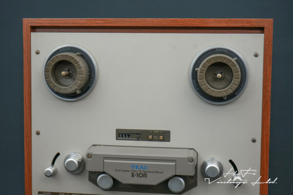 Teac X-10R 2-Channel Stereo Tape Recorder with Auto-Revers.