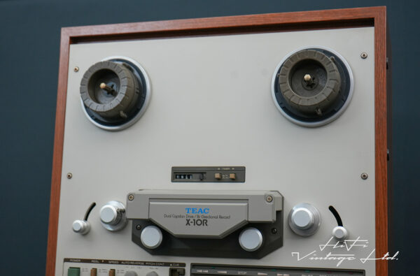 Teac X-10R 2-Channel Stereo Tape Recorder with Auto-Revers.