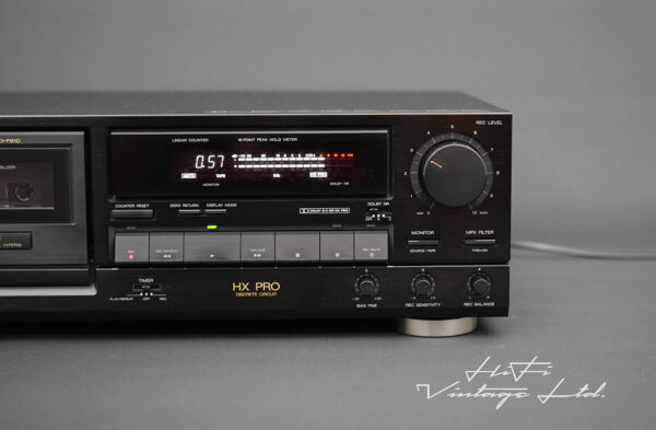 Aiwa AD-F810 Cassette Deck