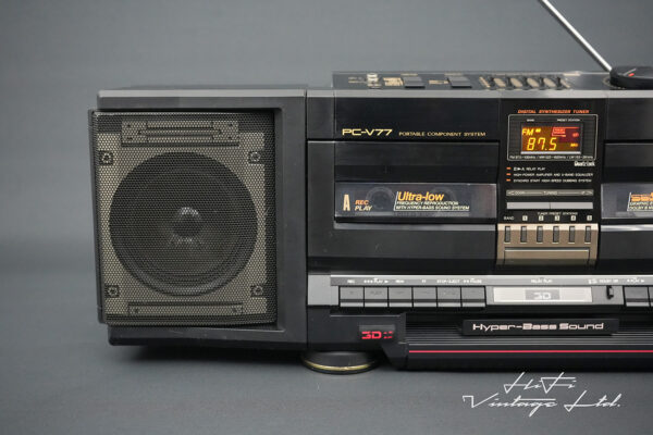 JVC PC-V77 boombox