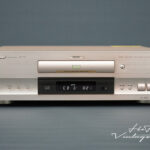 Pioneer DV-717 DVD/CD Player. Gold.