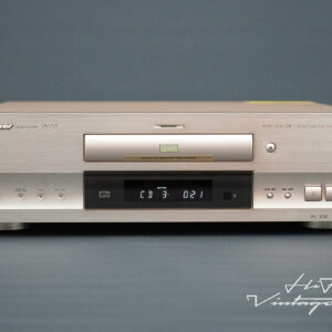 Pioneer DV-717 DVD/CD Player. Gold.