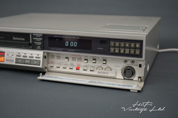 Sony SL-C9UB Betamax Video Cassette Recorder