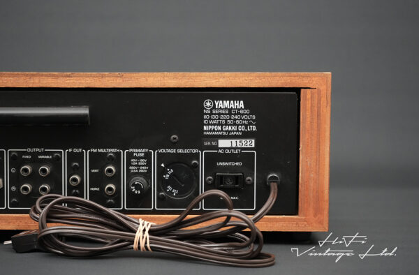 Yamaha CT-600 AM/FM Stereo Tuner