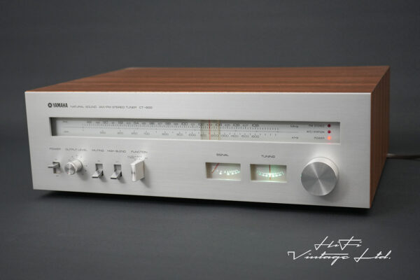 Yamaha CT-600 AM/FM Stereo Tuner