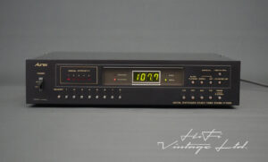 Aurex/Toshiba ST-530B Digital Synthesizer Stereo Tuner.