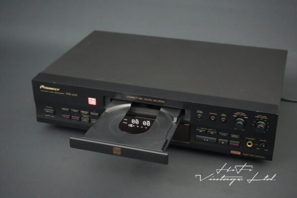 Pioneer PDR-609 CD Recorder