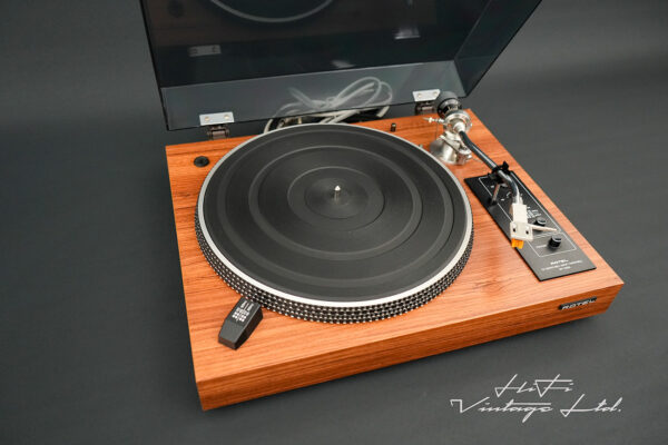 Rotel RP1500 2-speed Belt-Drive Turntable.