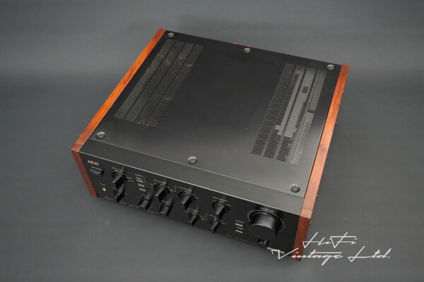 Akai AM-93 Stereo Amplifier