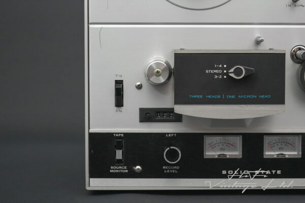 Akai 4000D MKI Reel-to-Reel Tape Recorder.