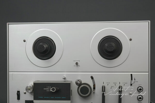 Akai 4000D MKI Reel-to-Reel Tape Recorder.