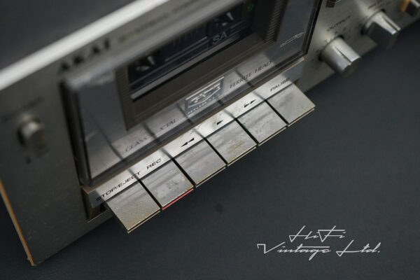 Akai GXC-704D 2-head Stereo Cassette Deck